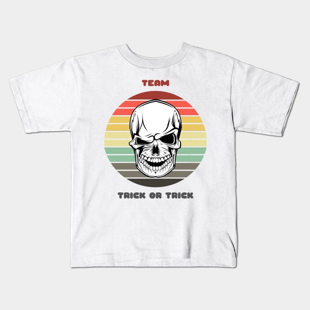 Sunset Skull / Team Trick or Trick Kids T-Shirt by nathalieaynie